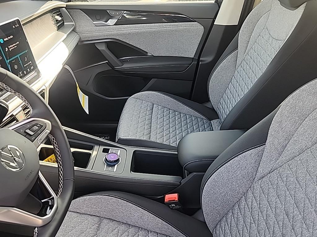 new 2026 Volkswagen Tiguan car, priced at $32,881