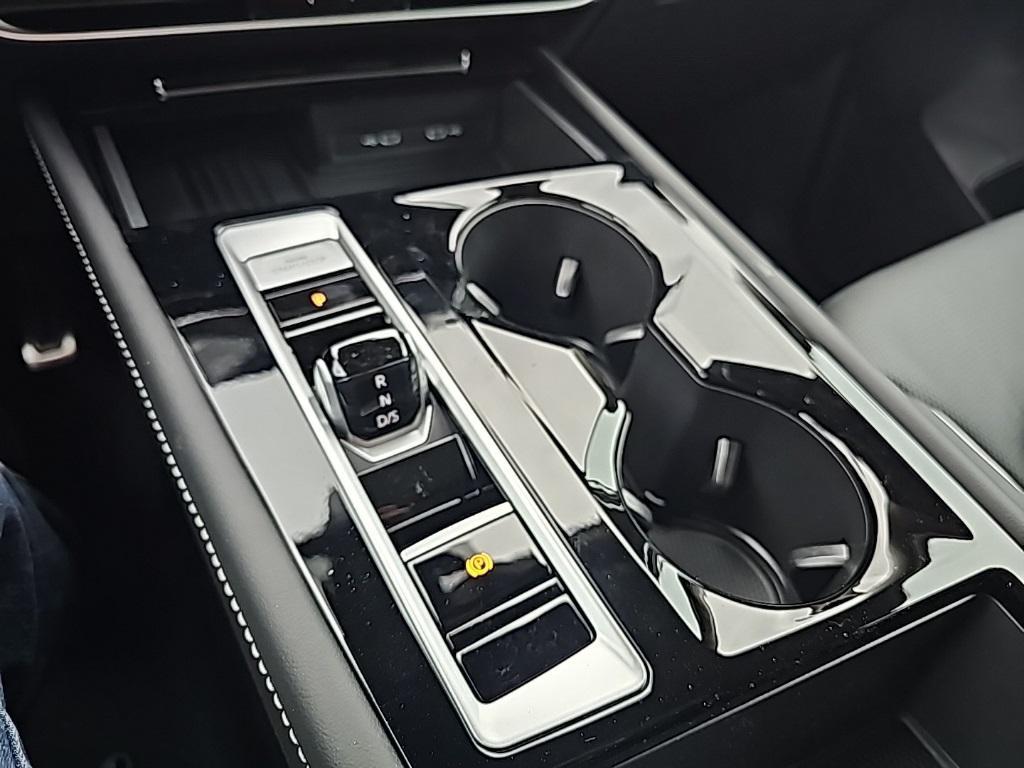 new 2025 Volkswagen Atlas car, priced at $50,411