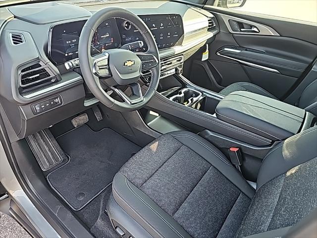 new 2025 Chevrolet Traverse car, priced at $43,945