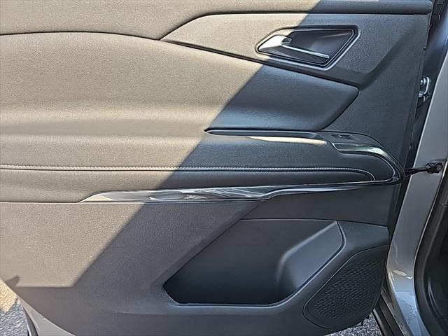 new 2025 Chevrolet Traverse car, priced at $43,945