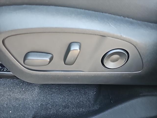 new 2025 Chevrolet Traverse car, priced at $43,945
