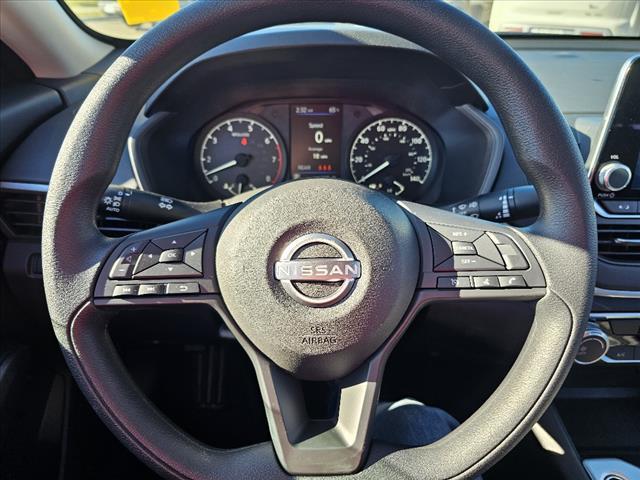 new 2025 Nissan Altima car, priced at $27,140