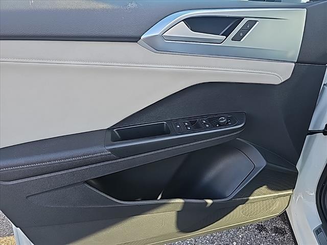 new 2025 Volkswagen Taos car, priced at $32,639