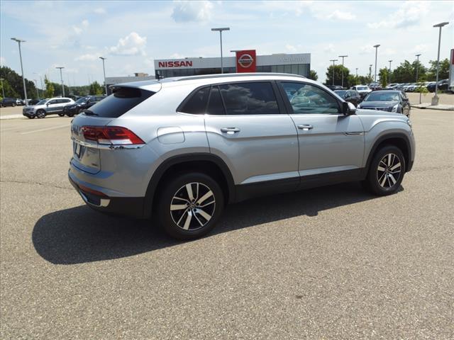 used 2022 Volkswagen Atlas Cross Sport car