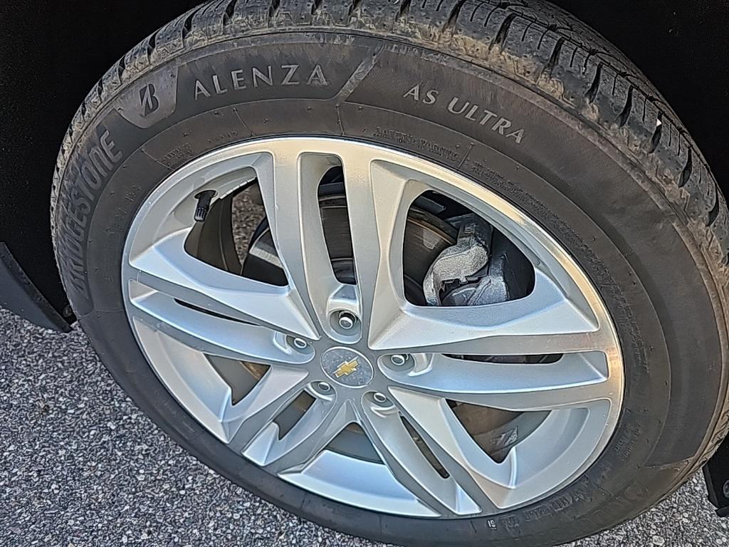 used 2019 Chevrolet Equinox car, priced at $17,783