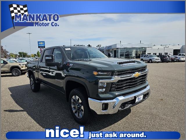 new 2025 Chevrolet Silverado 3500 car, priced at $71,600