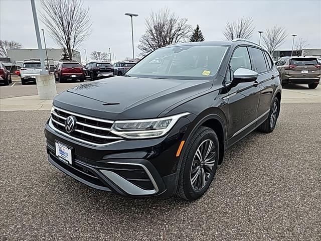 new 2024 Volkswagen Tiguan car, priced at $35,010