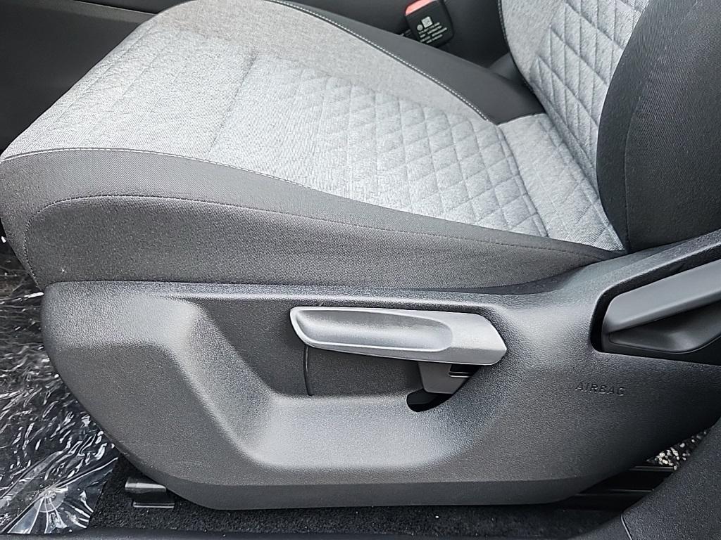 new 2025 Volkswagen Tiguan car, priced at $30,562