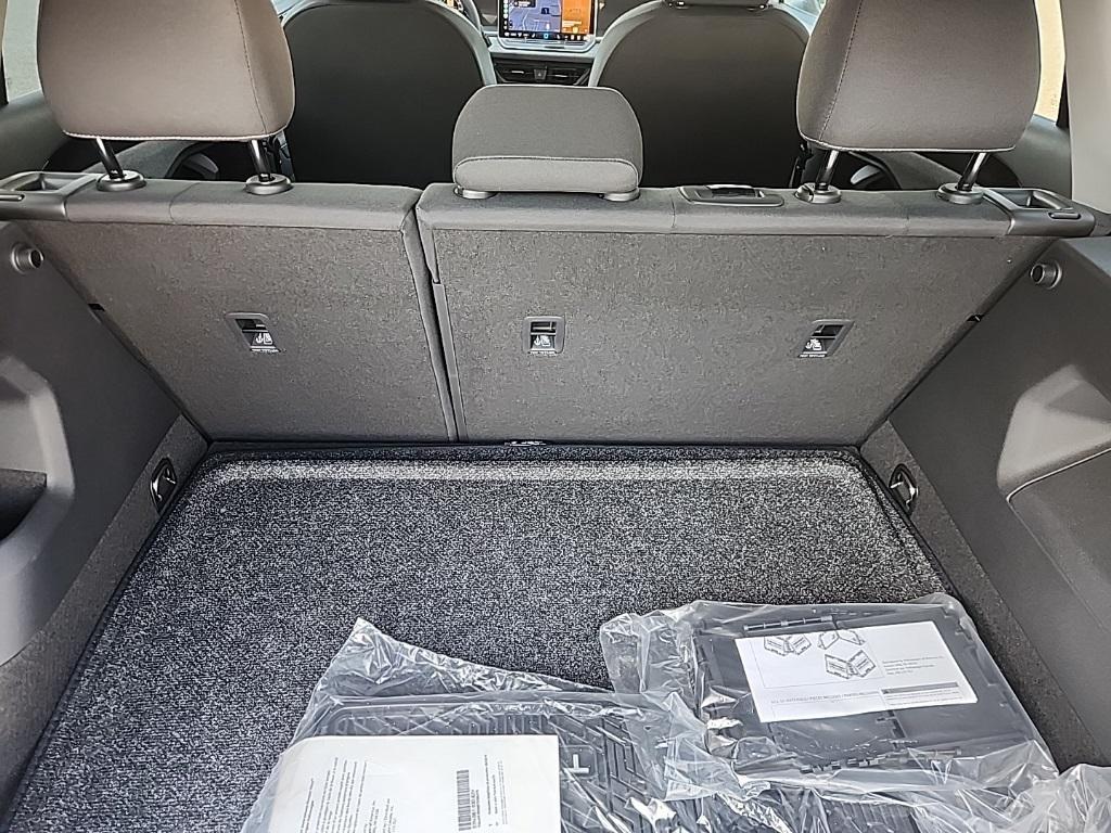 new 2025 Volkswagen Tiguan car, priced at $30,562