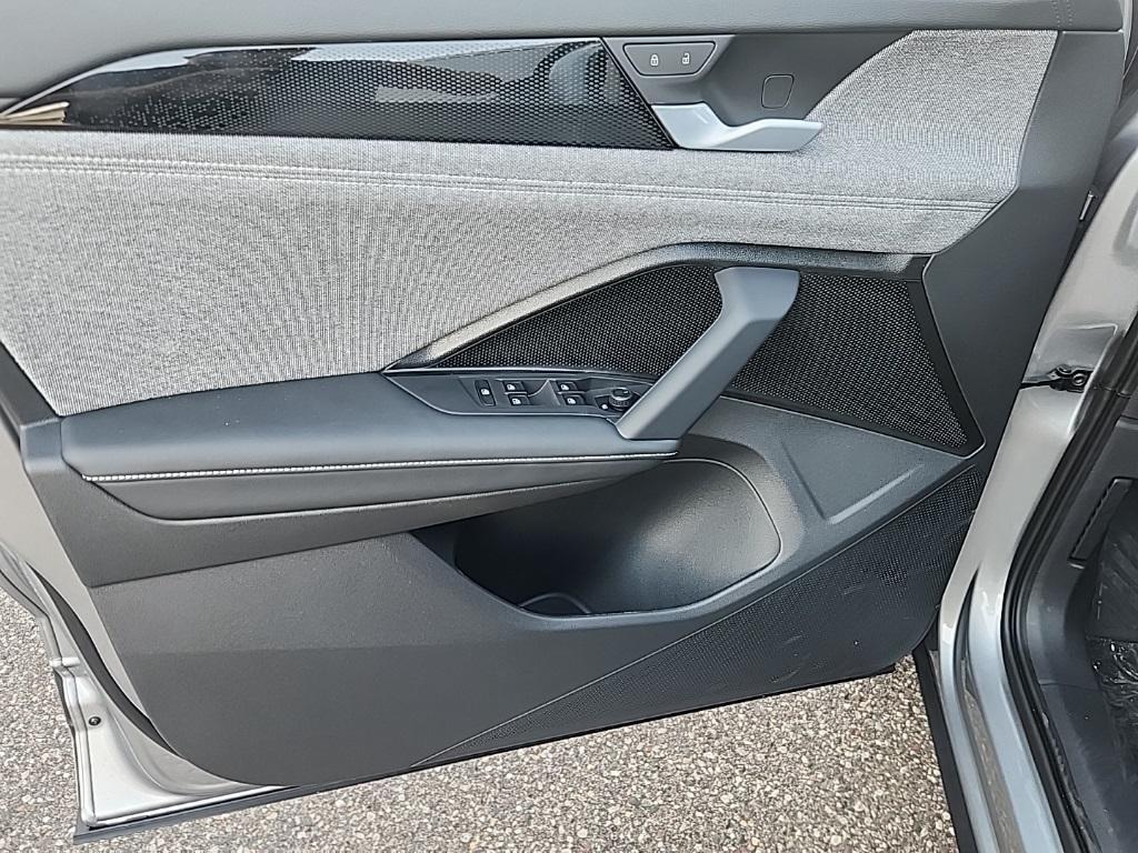 new 2025 Volkswagen Tiguan car, priced at $30,562