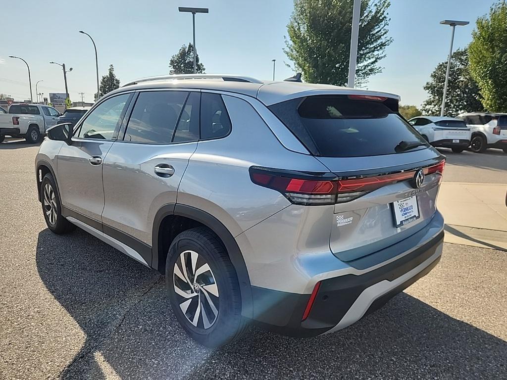 new 2025 Volkswagen Tiguan car, priced at $30,562