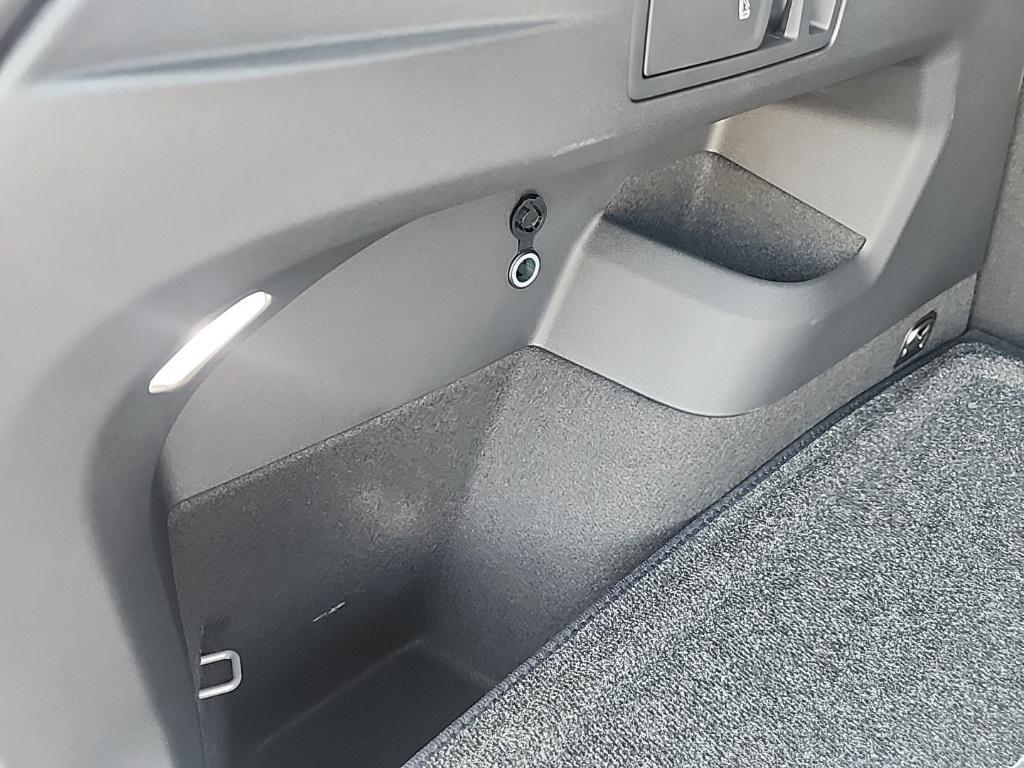 new 2025 Volkswagen Tiguan car, priced at $30,562