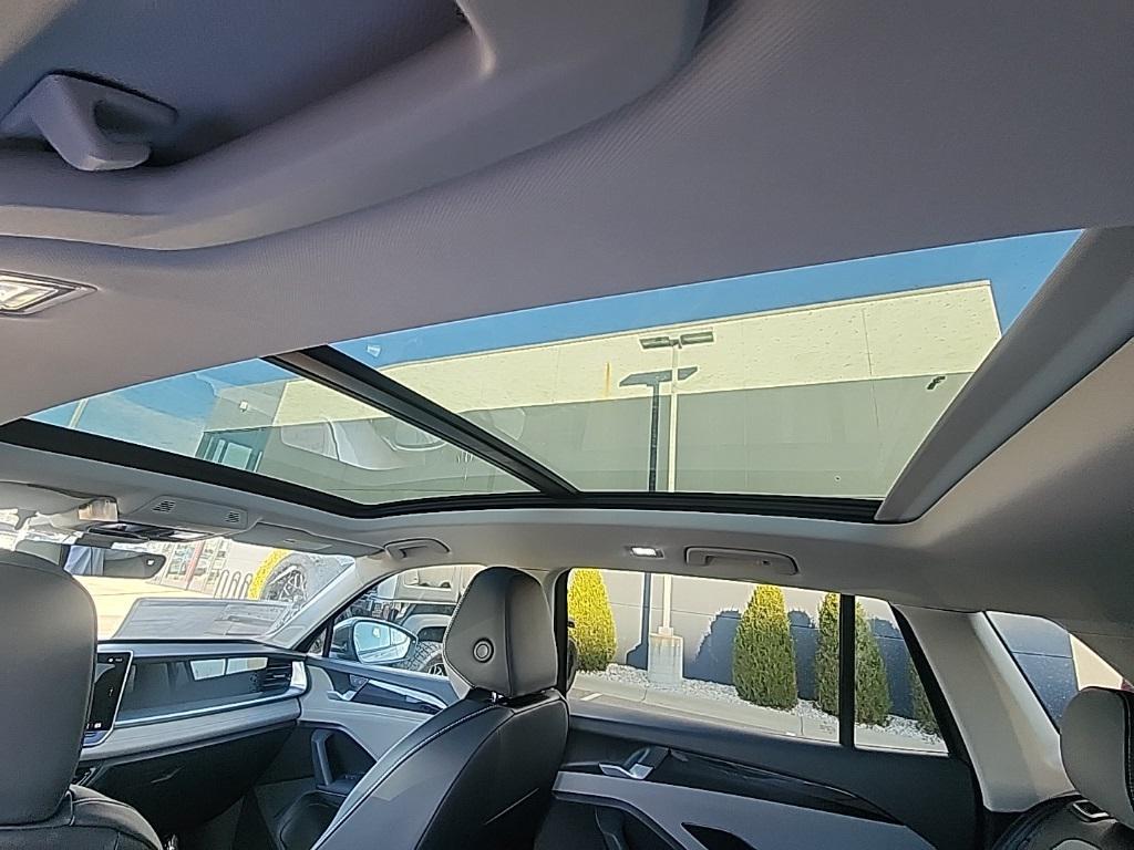 new 2026 Volkswagen Tiguan car, priced at $37,286