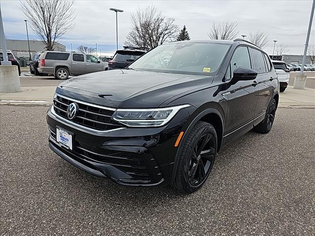 new 2024 Volkswagen Tiguan car, priced at $37,274