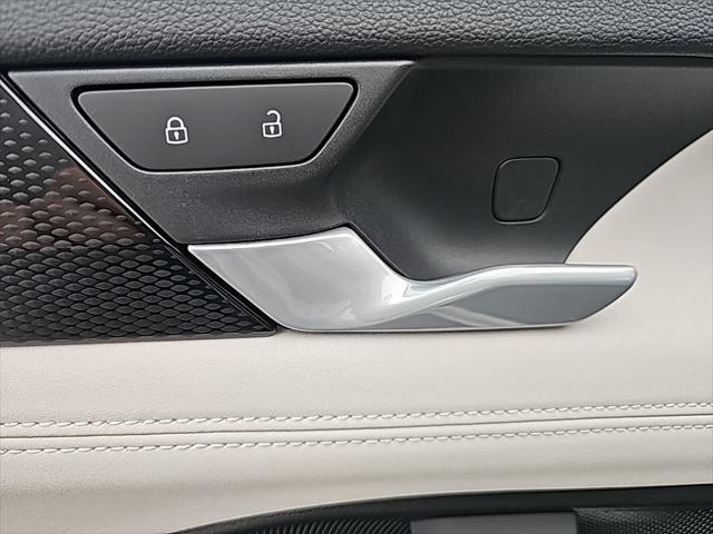 new 2025 Volkswagen Tiguan car, priced at $35,466