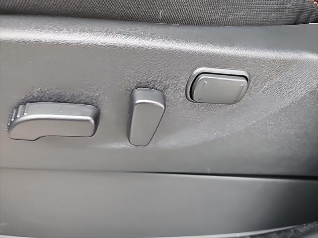 new 2025 Nissan Frontier car, priced at $39,965