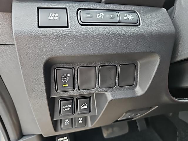 new 2025 Nissan Frontier car, priced at $39,965