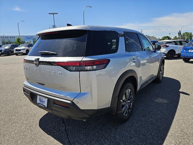 new 2024 Nissan Pathfinder car, priced at $37,980