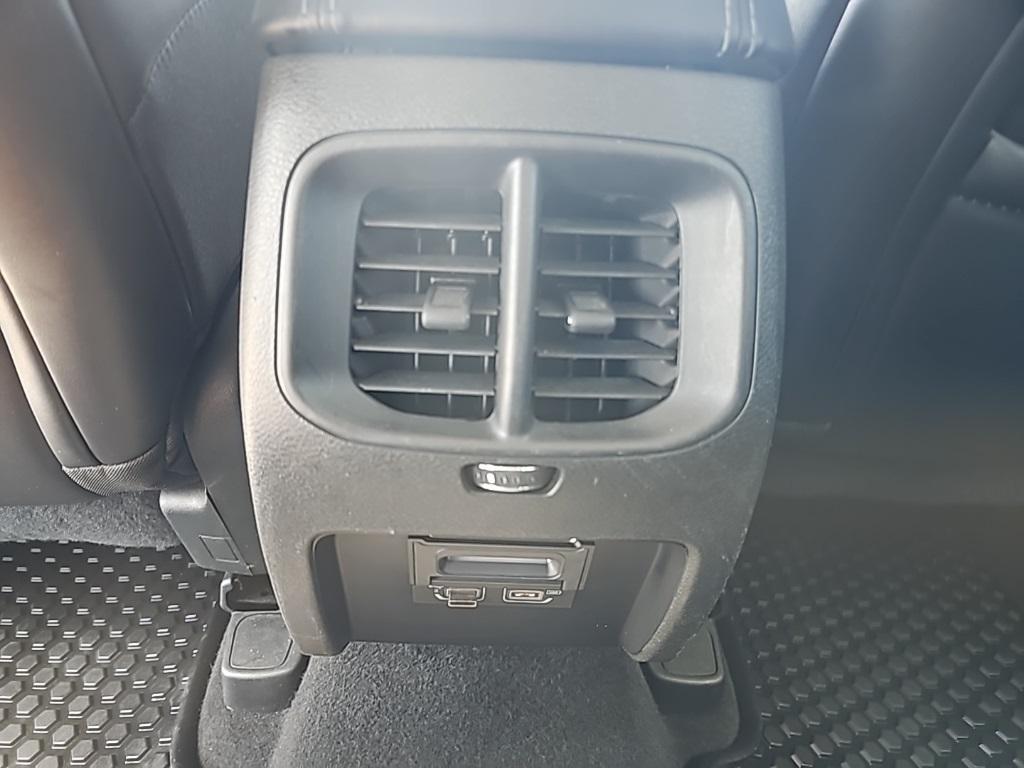 used 2019 Jeep Cherokee car, priced at $10,410