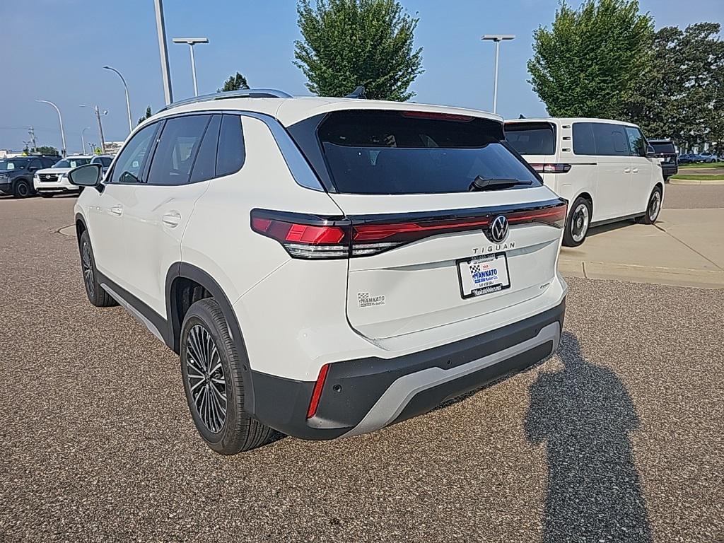 new 2025 Volkswagen Tiguan car, priced at $31,451