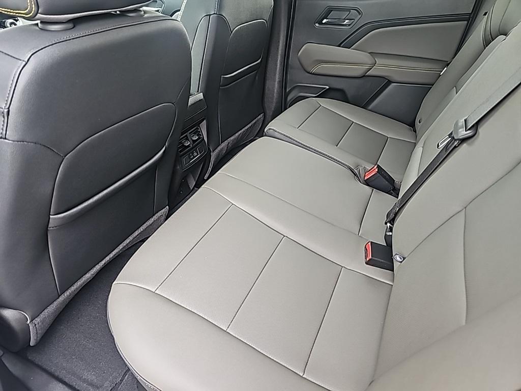 new 2025 Chevrolet Colorado car, priced at $50,370