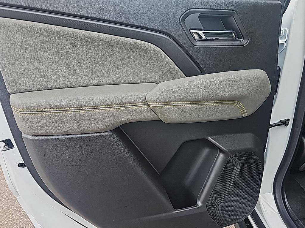 new 2025 Chevrolet Colorado car, priced at $50,370