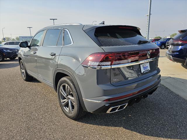 new 2024 Volkswagen Atlas Cross Sport car, priced at $49,696