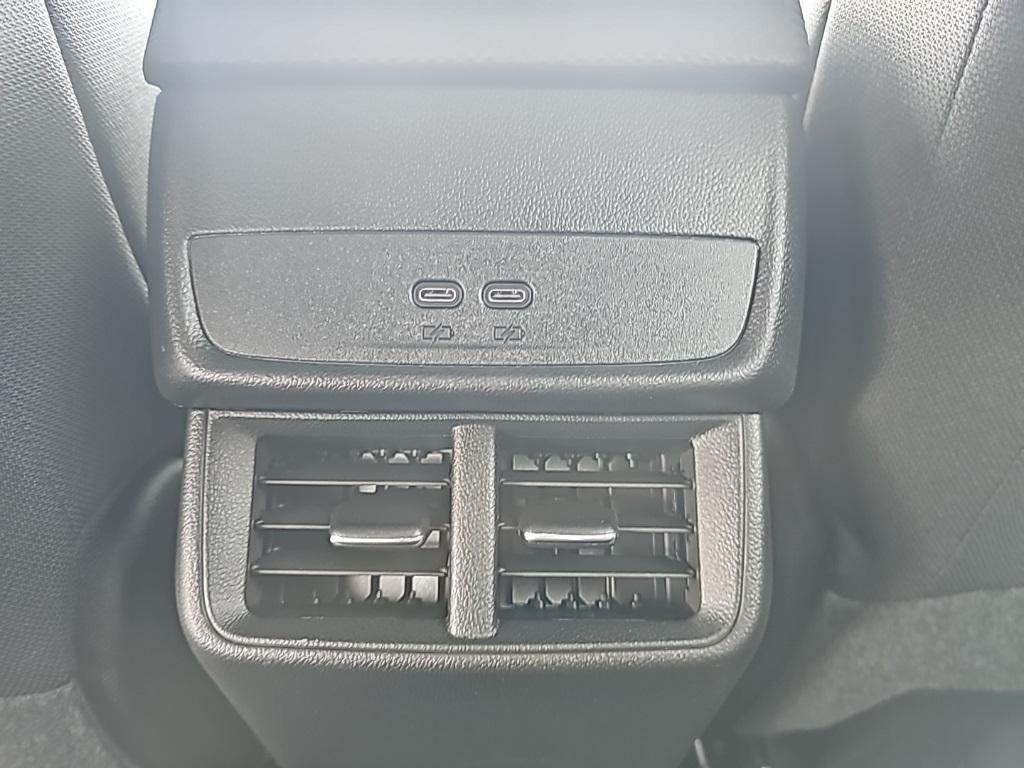 new 2026 Chevrolet Equinox car, priced at $33,040