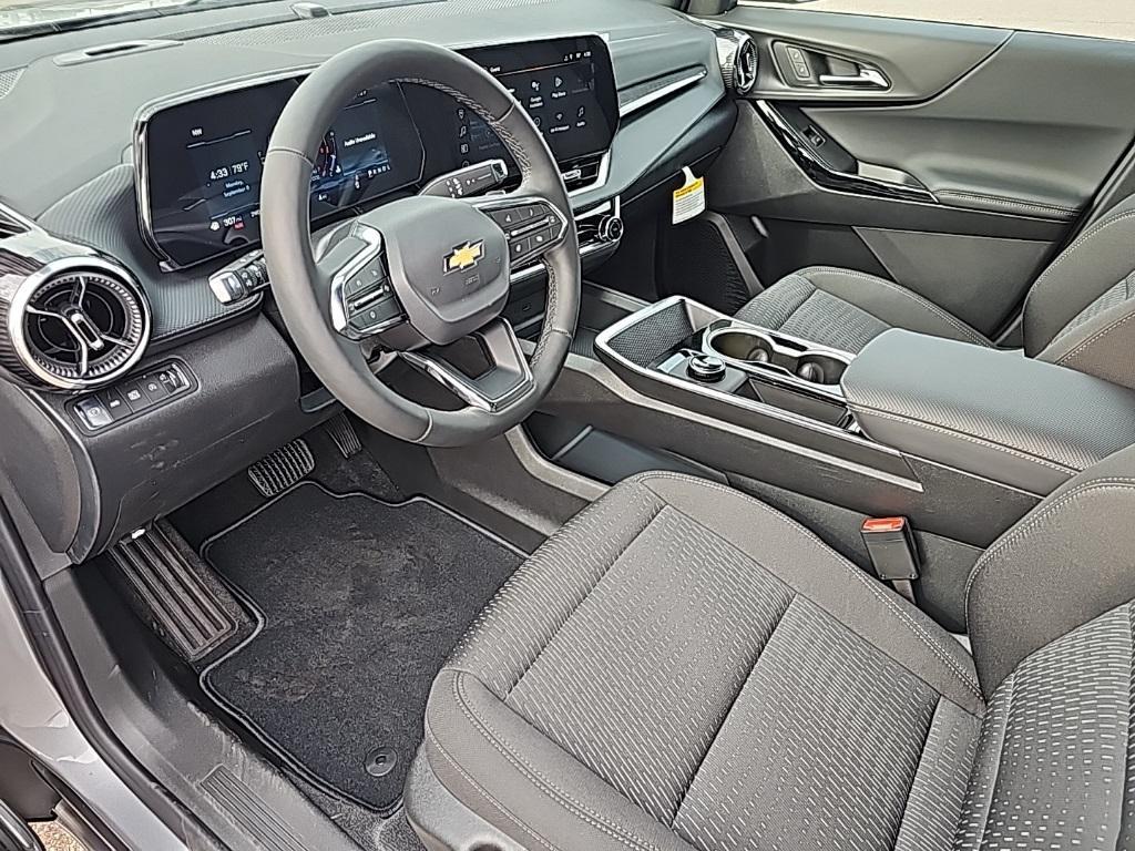 new 2026 Chevrolet Equinox car, priced at $33,040