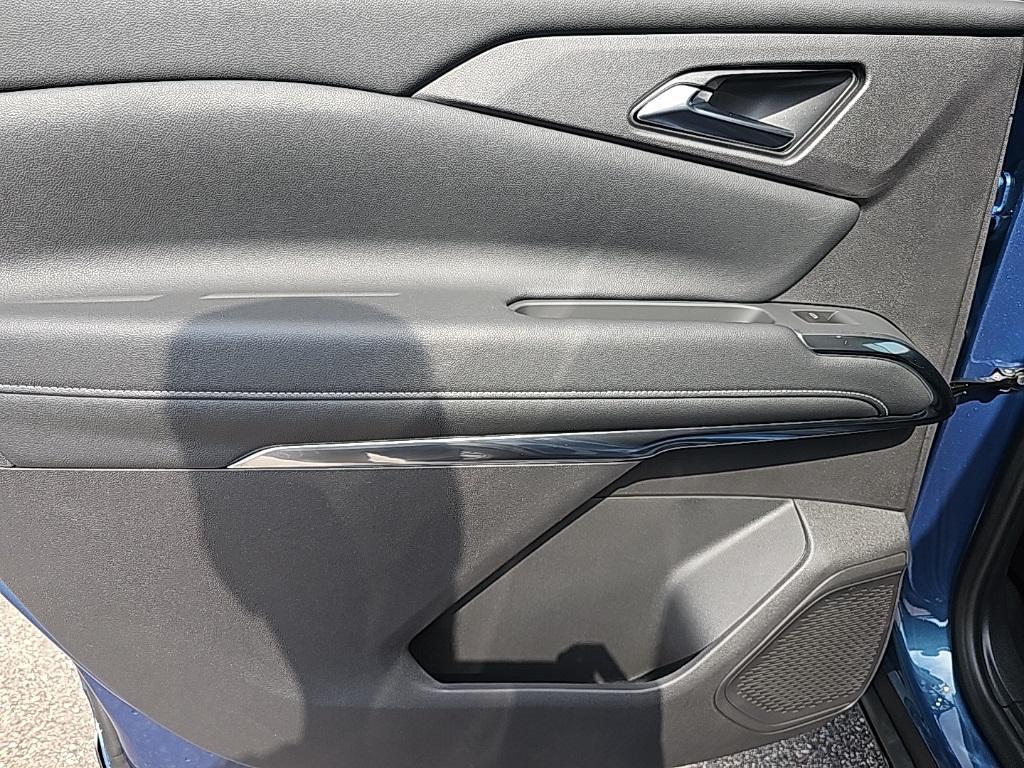 new 2026 Chevrolet Traverse car, priced at $45,920