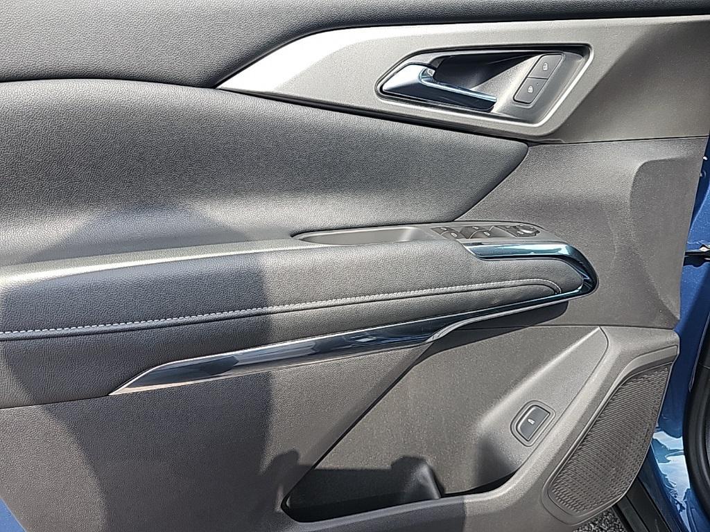 new 2026 Chevrolet Traverse car, priced at $45,920