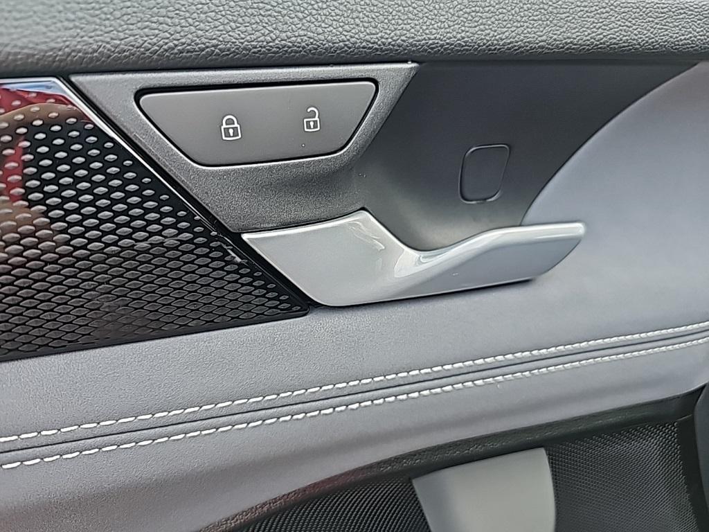new 2025 Volkswagen Tiguan car, priced at $35,270