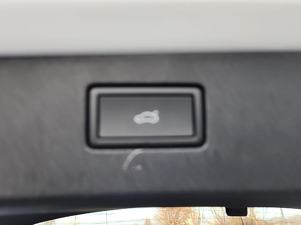 new 2026 Volkswagen Tiguan car, priced at $36,086