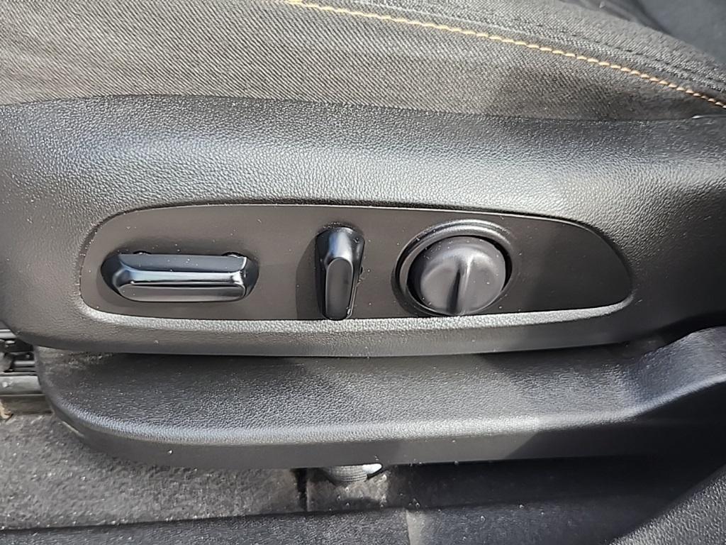used 2019 Chevrolet Equinox car, priced at $12,768