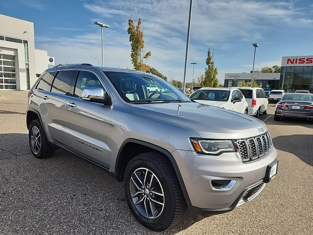 used 2017 Jeep Grand Cherokee car, priced at $13,808