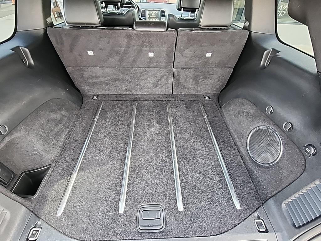 used 2017 Jeep Grand Cherokee car, priced at $13,808