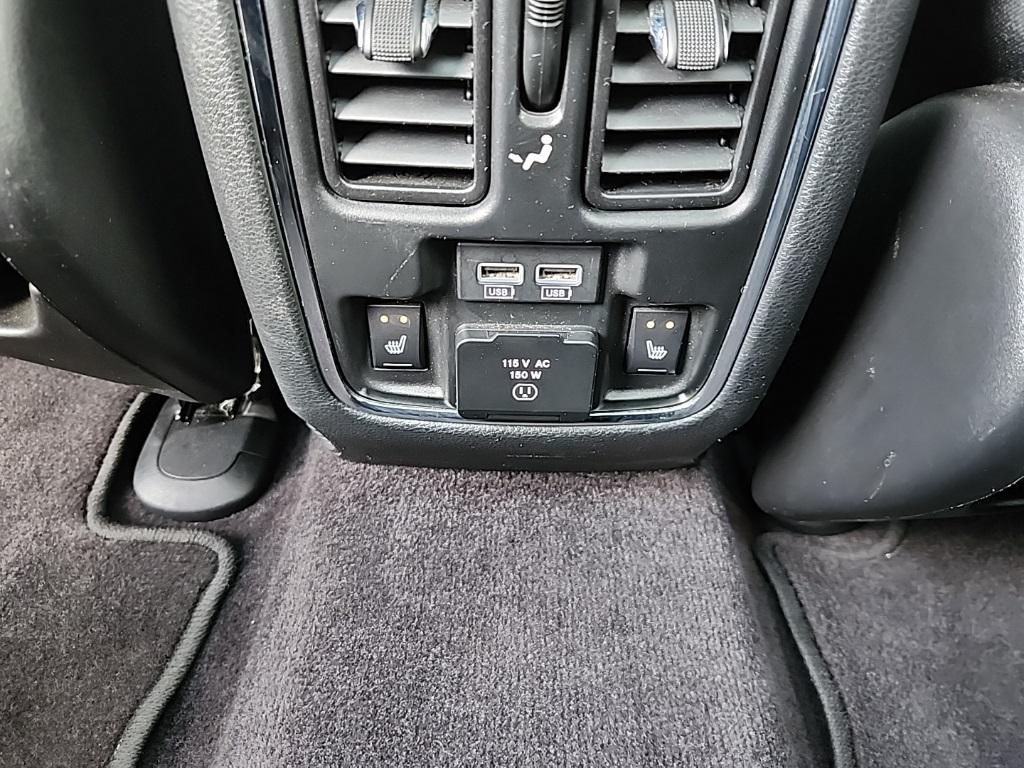 used 2017 Jeep Grand Cherokee car, priced at $13,808