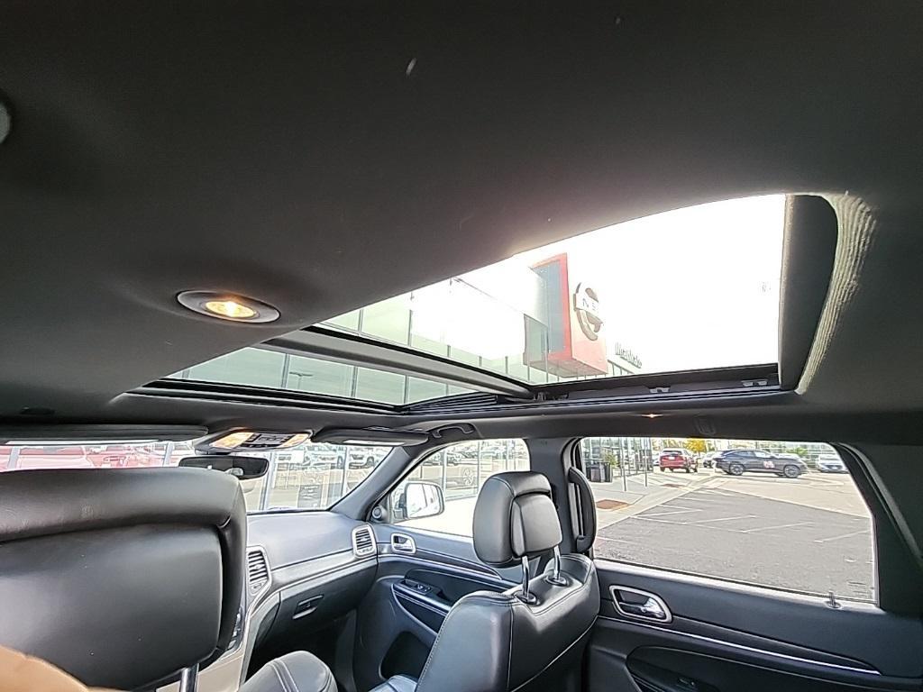 used 2017 Jeep Grand Cherokee car, priced at $13,808