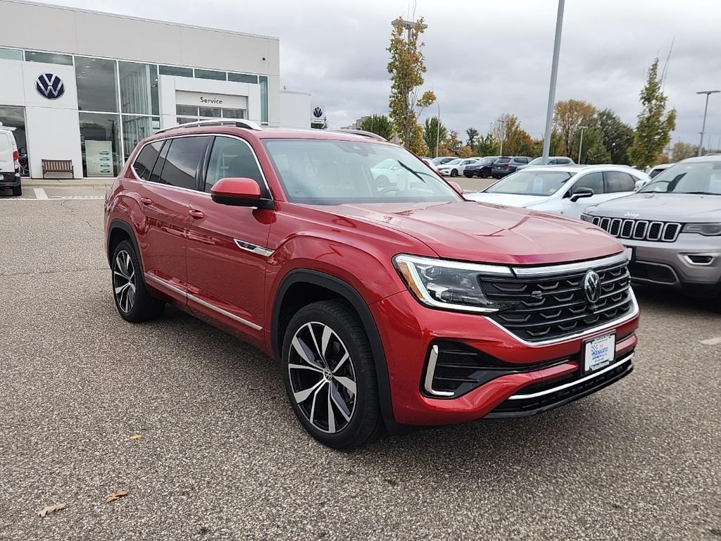 used 2024 Volkswagen Atlas car, priced at $39,674