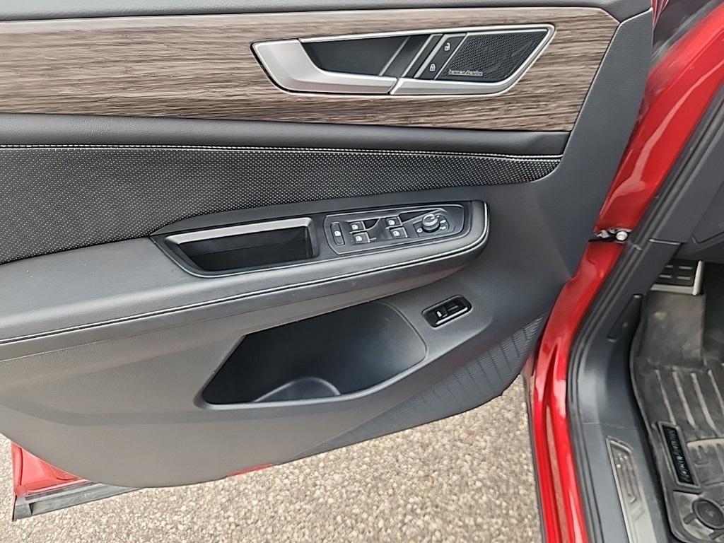 used 2024 Volkswagen Atlas car, priced at $39,674