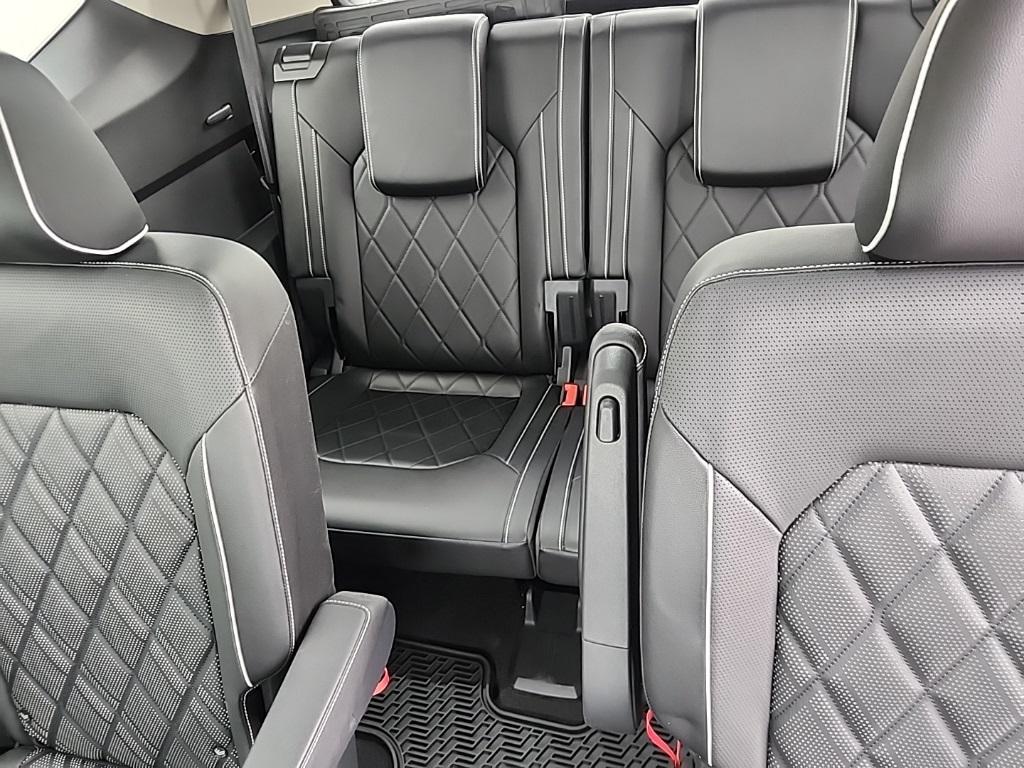 used 2024 Volkswagen Atlas car, priced at $39,674