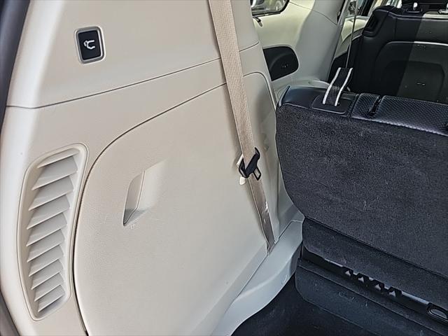 used 2017 Chrysler Pacifica car, priced at $15,871