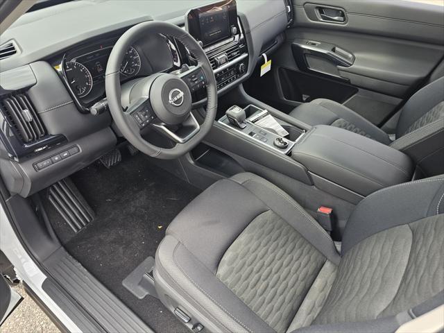 new 2025 Nissan Pathfinder car, priced at $46,315