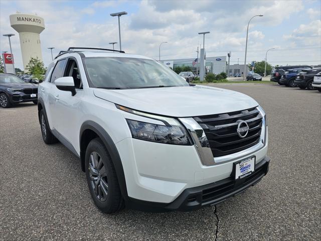 new 2025 Nissan Pathfinder car, priced at $46,315