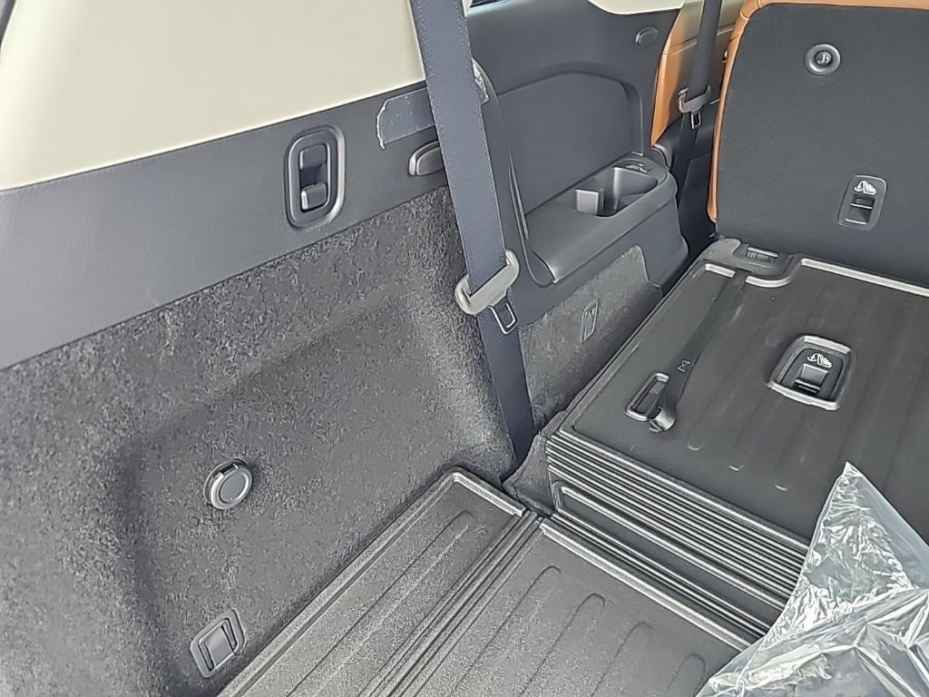 new 2025 Nissan Pathfinder car, priced at $50,895