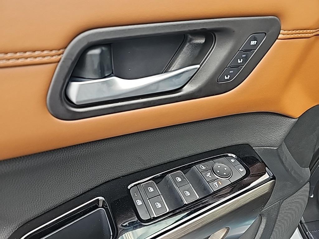 new 2025 Nissan Pathfinder car, priced at $50,895