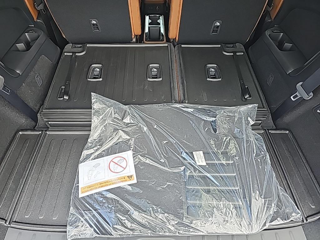 new 2025 Nissan Pathfinder car, priced at $50,895