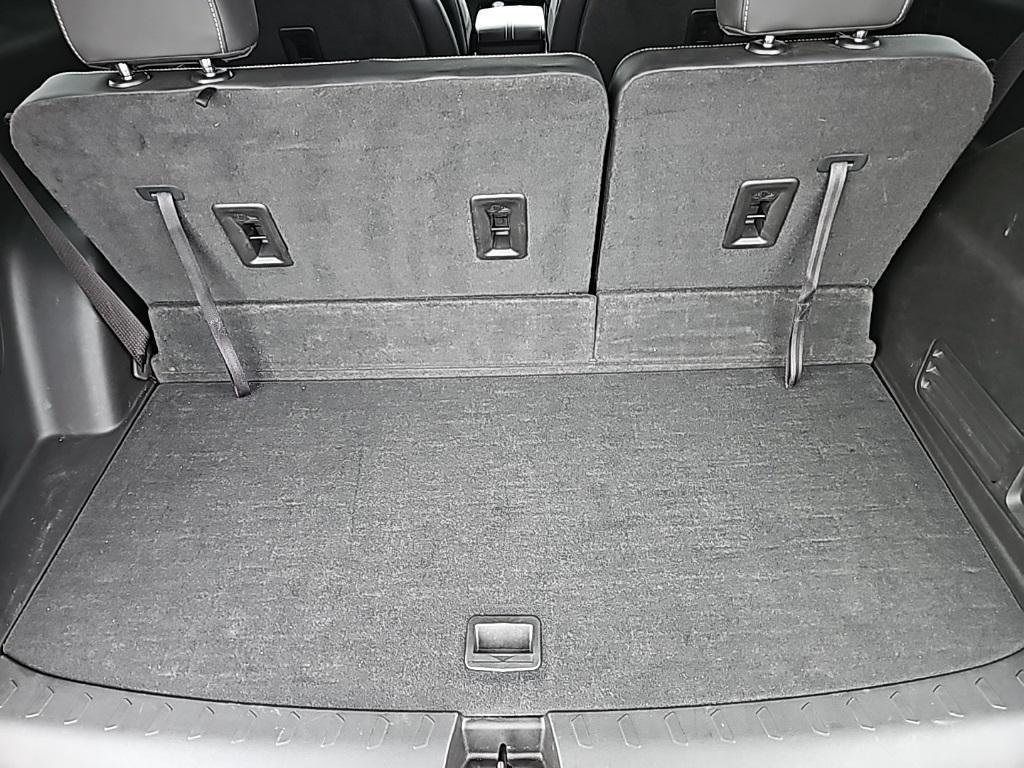 used 2023 Chevrolet Traverse car, priced at $36,265