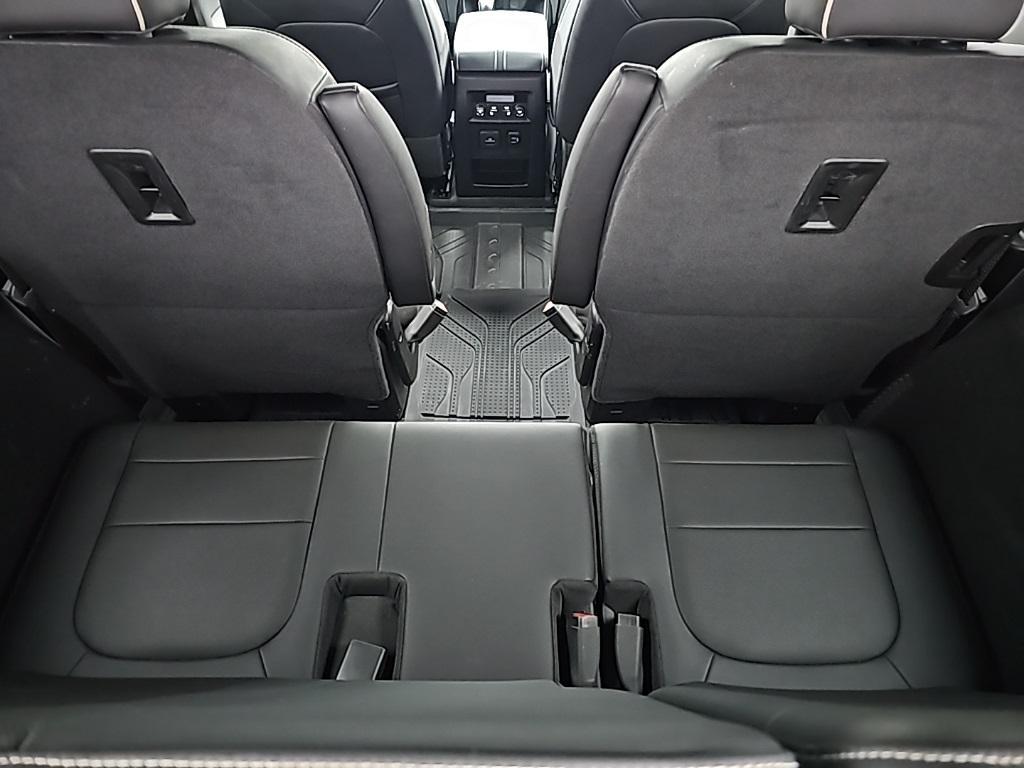 used 2023 Chevrolet Traverse car, priced at $36,265