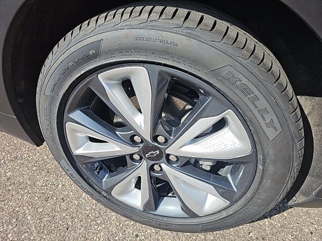 used 2022 Chevrolet Bolt EUV car, priced at $22,342